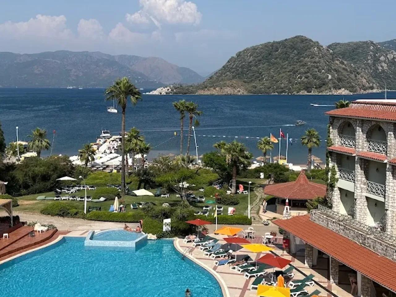 Marti La Perla, Orka Lotus Beach - 2