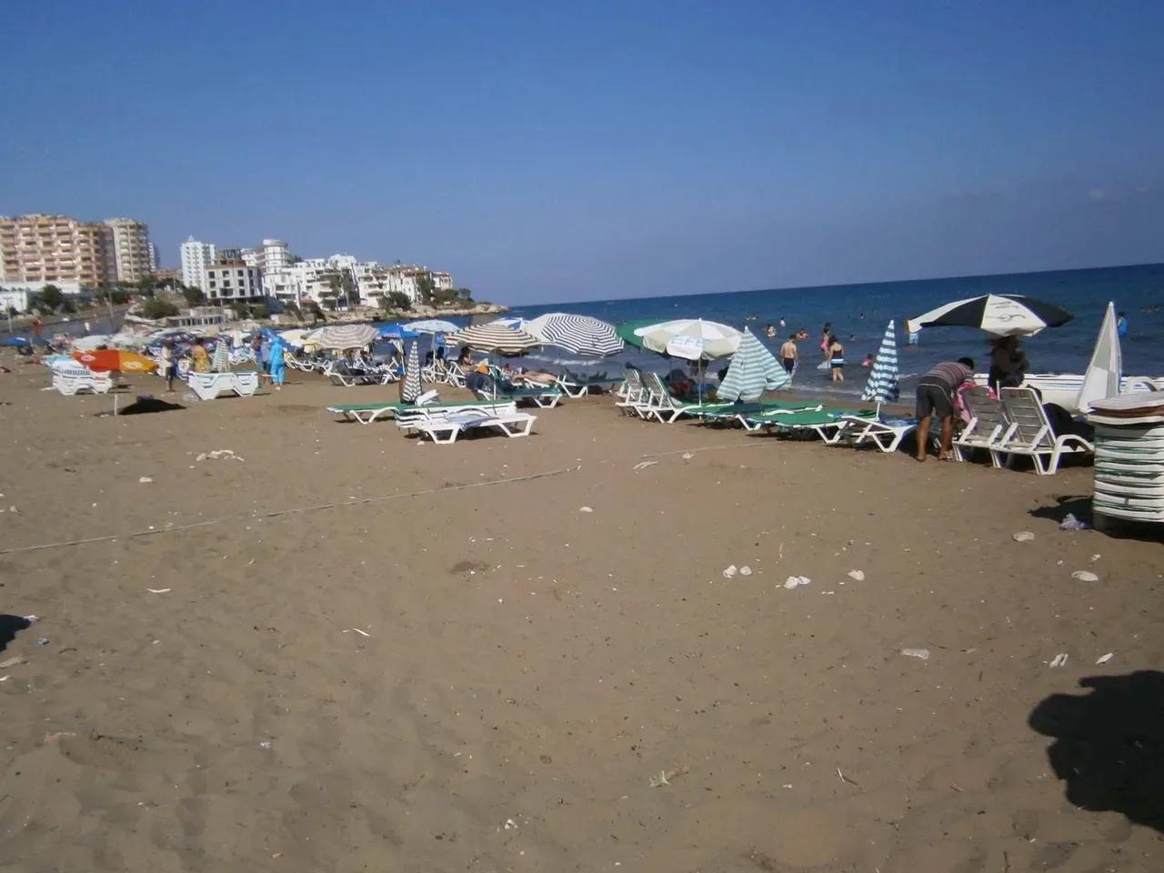 Mavi Beyaz Otel Plajı - 2