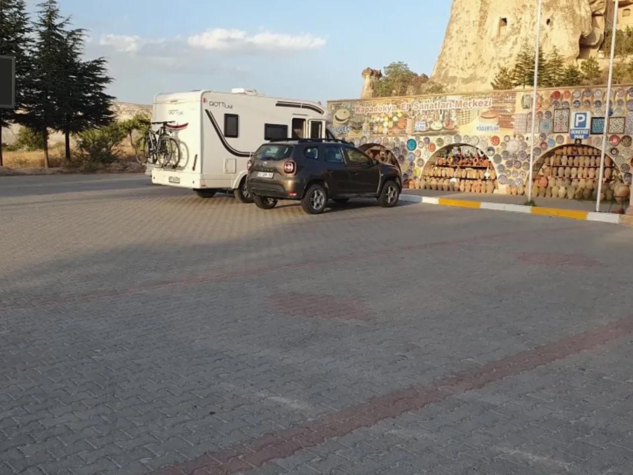 Mehmet Yılmaz Caddesi, Çavuşin - 1