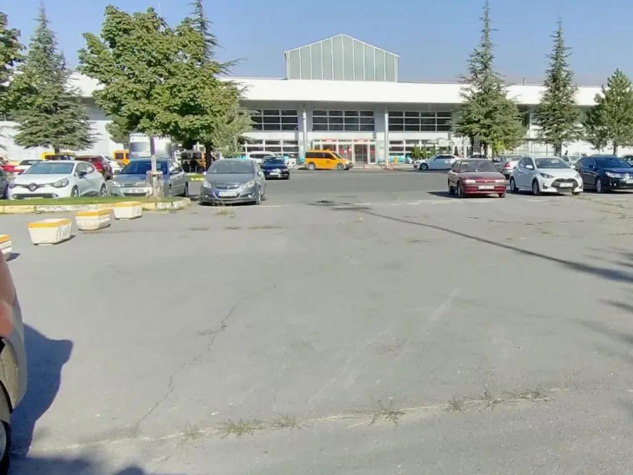 Merkez,Adana Yolu - 2