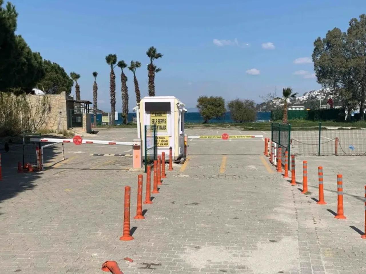 Muğla,No:1/3 Şehit Uğur Öztop Caddesi - 1