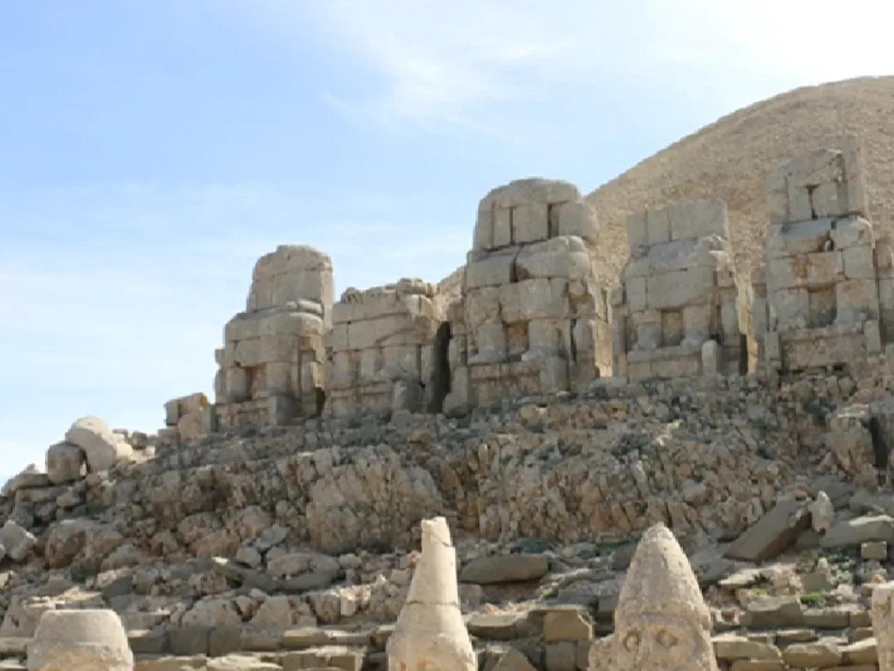 Nemrut Dağı Milli Parkı - 2