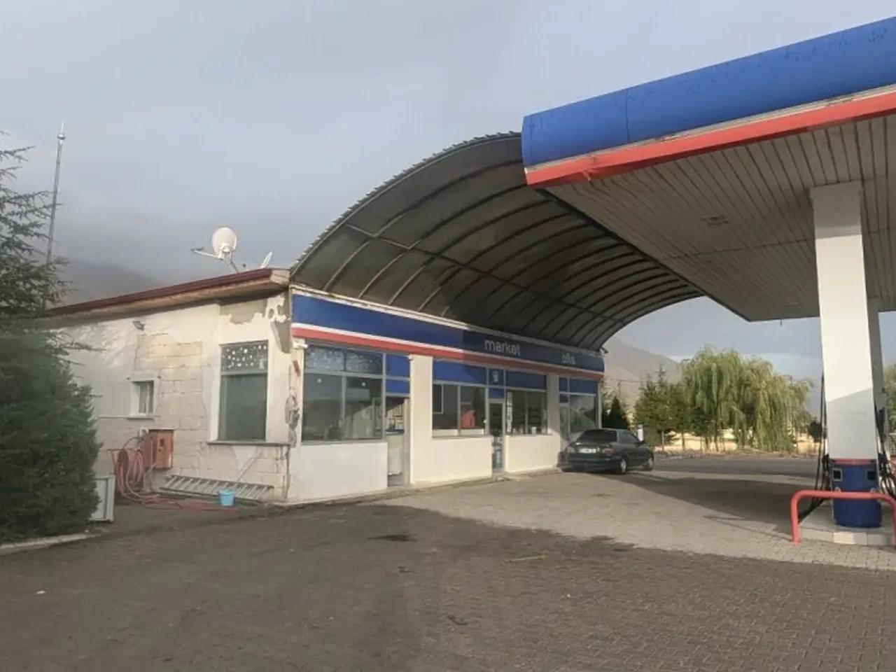 Nurhak, - 2