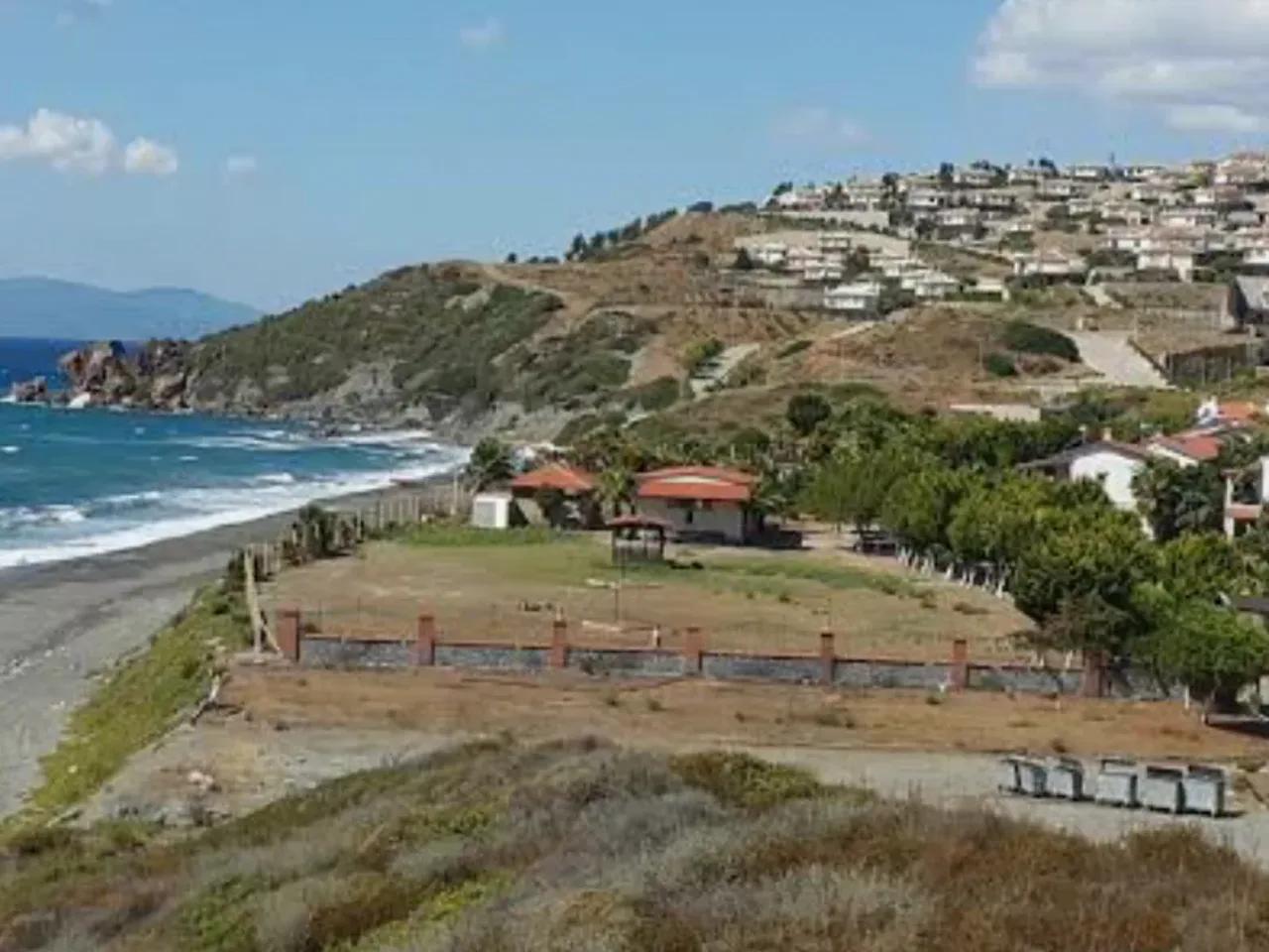 Omur Beldesi Public Beach