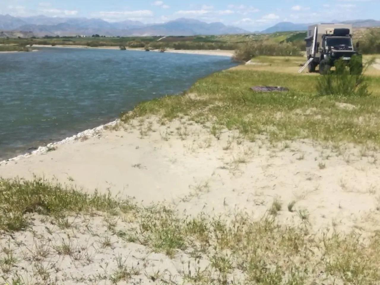 Oyuktaş, - 1