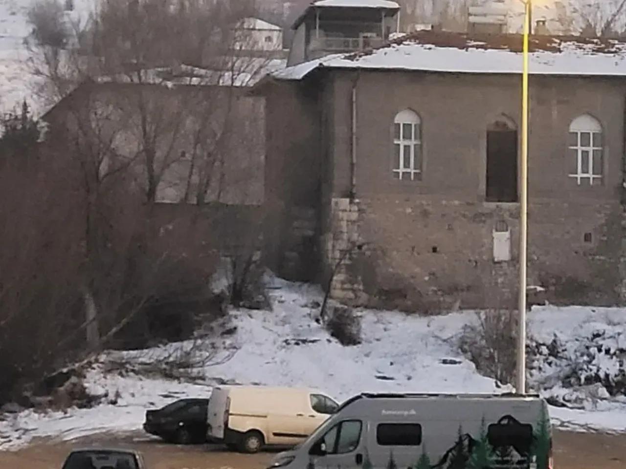 Pınarbaşı,  İsmet Paşa Caddesi - 1