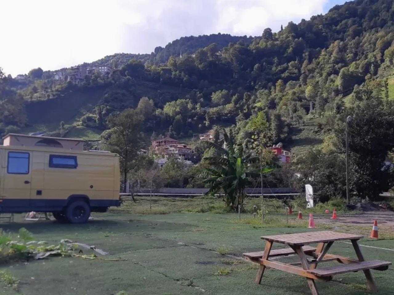 Rize,Çamlıhemşin yolu üzeri 8.km - 2