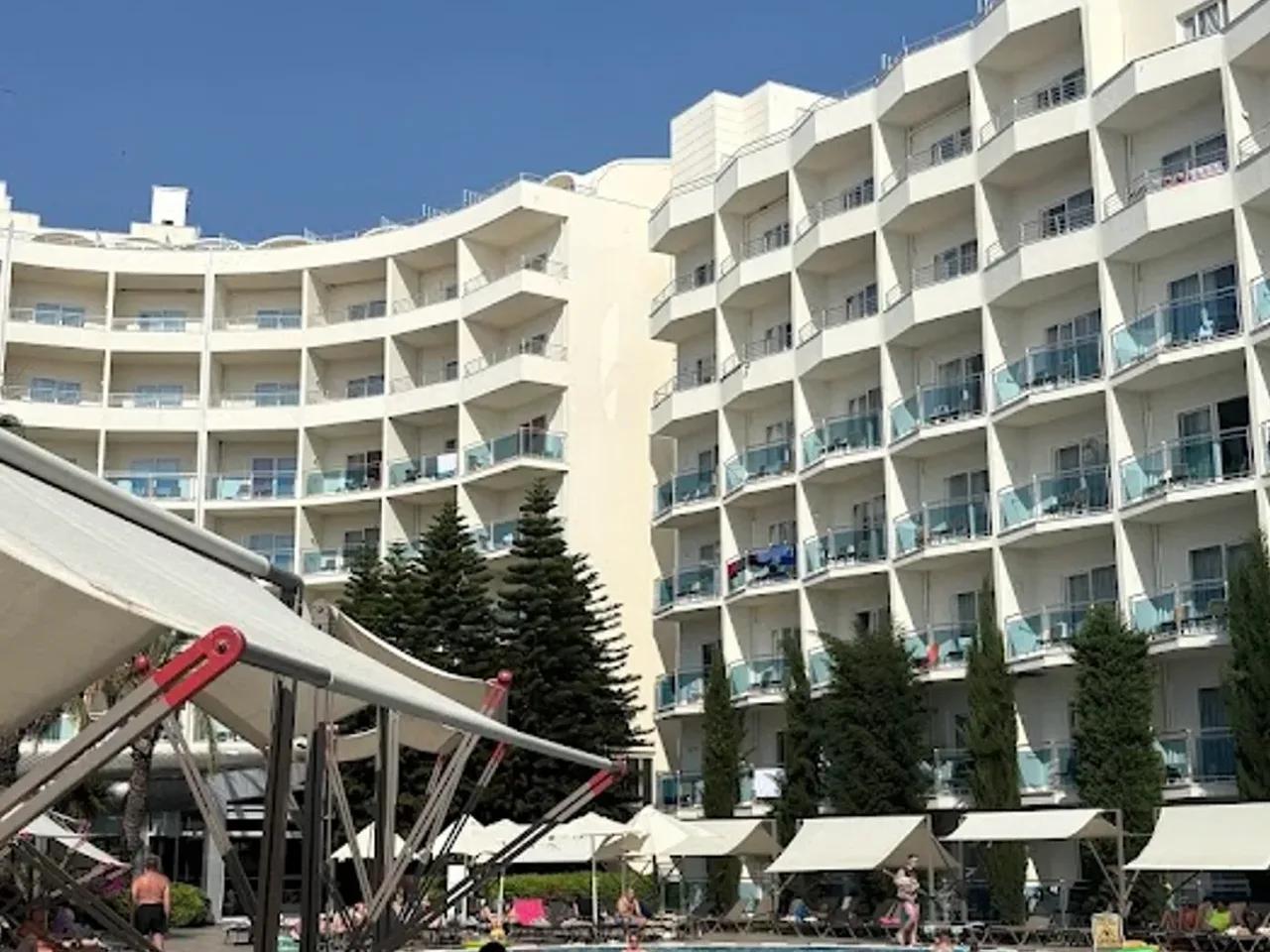 Sealight Resort Hotel - 2