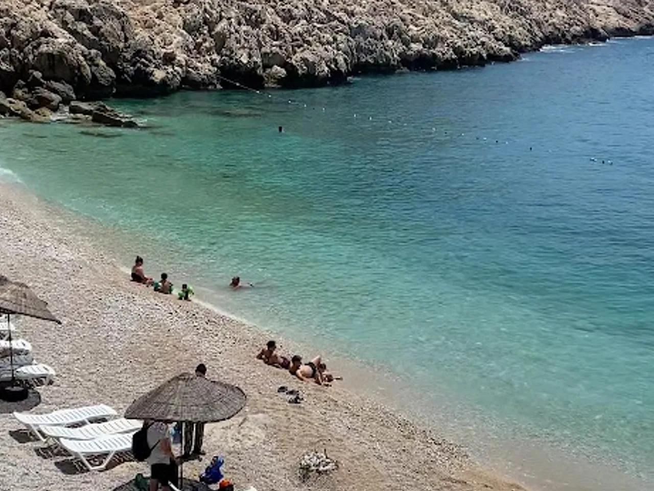 Seyrek Çakıl Plajı - 3