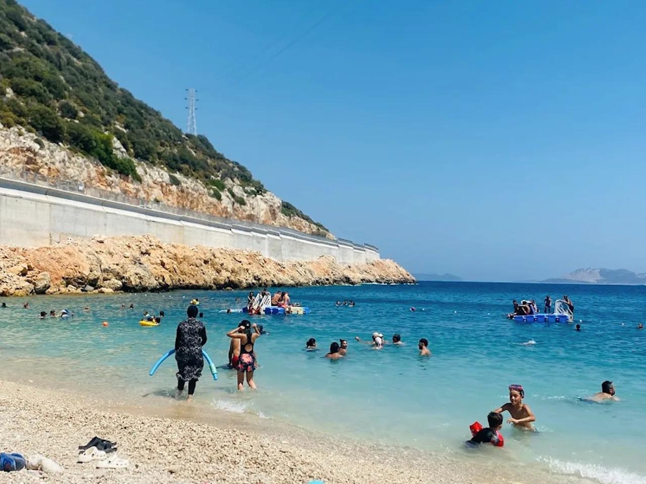 Seyrek Çakıl Plajı - 4