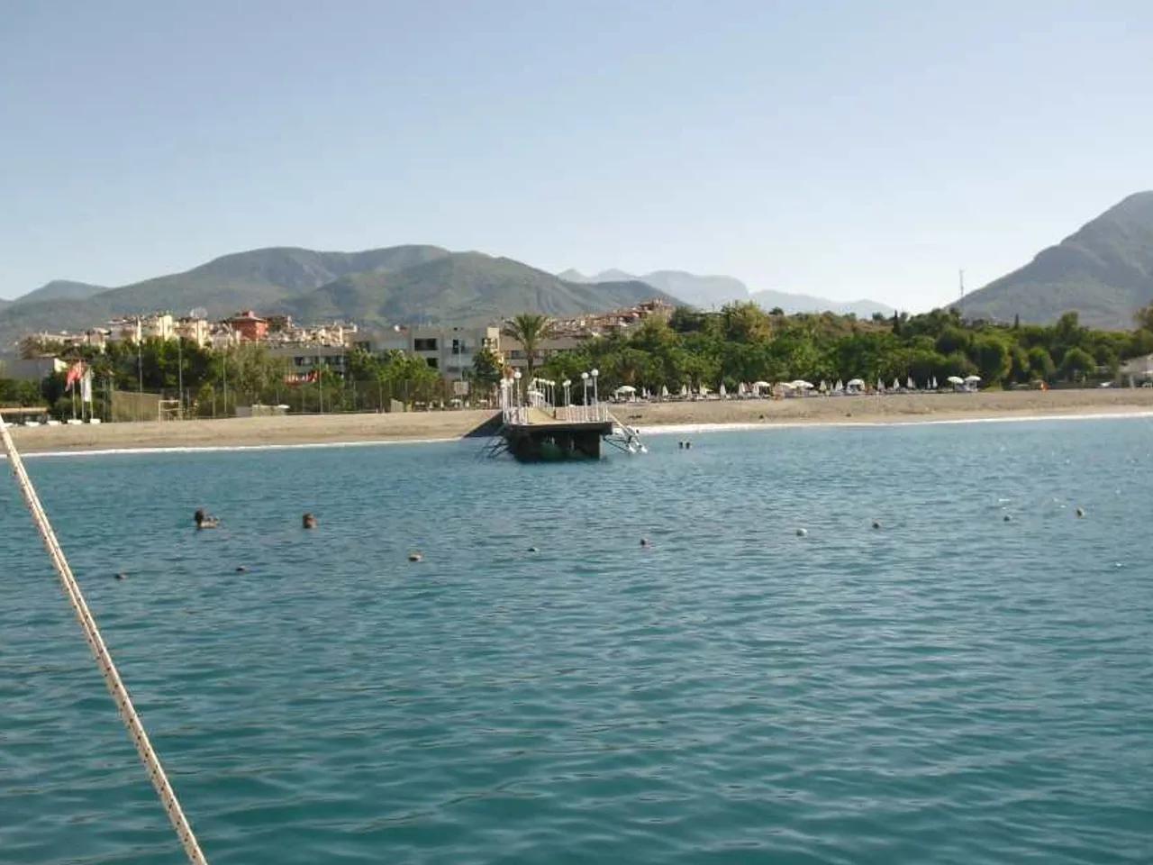 Sunset Beach Otel Plajı