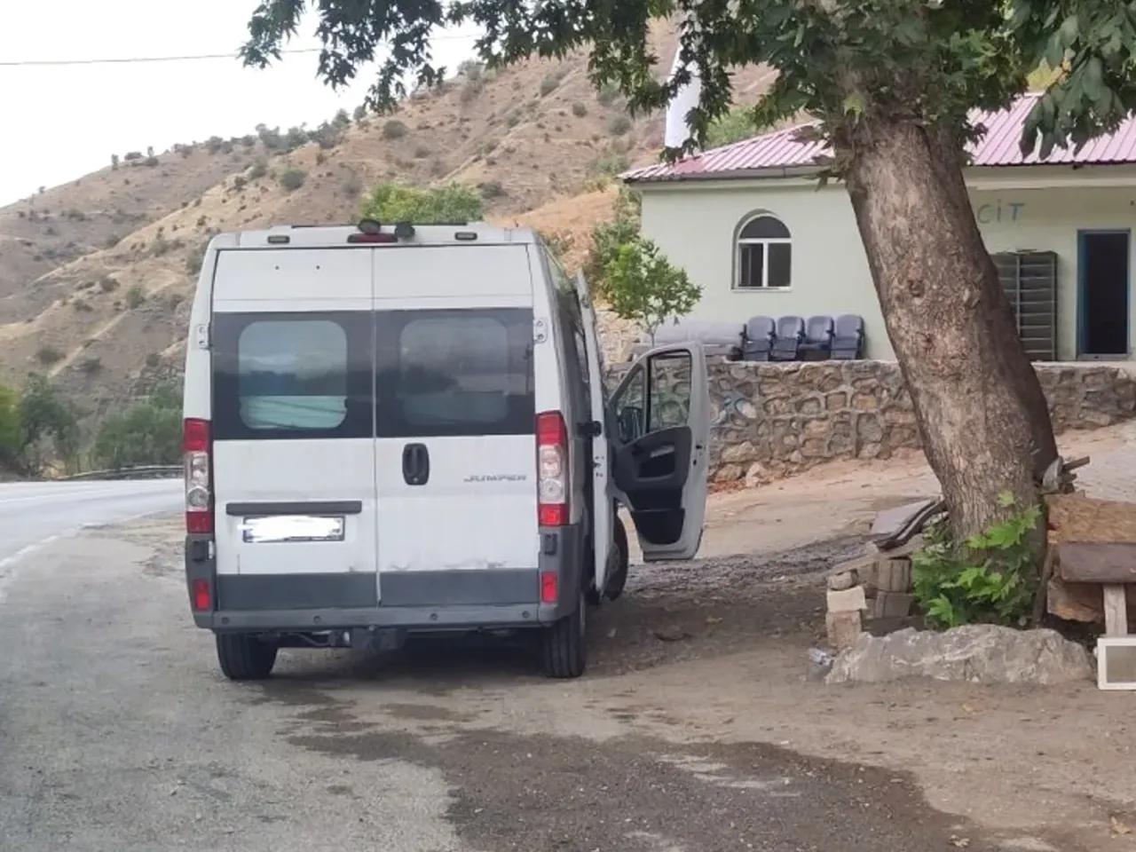 Tanrıyar,D965 - 2