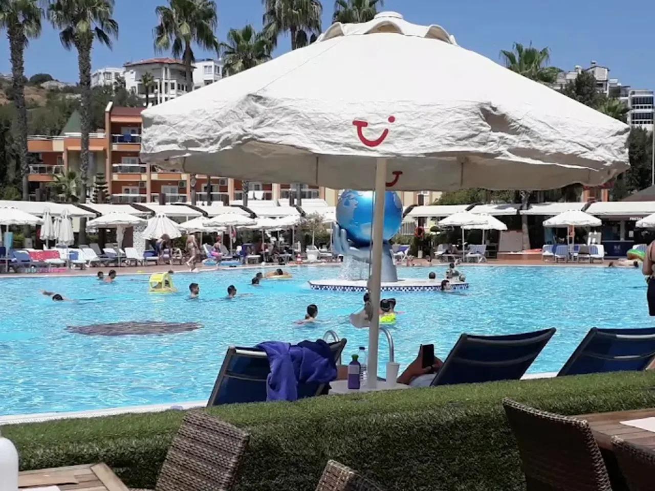 TUI Family Life Pascha Bay Hotel - 3