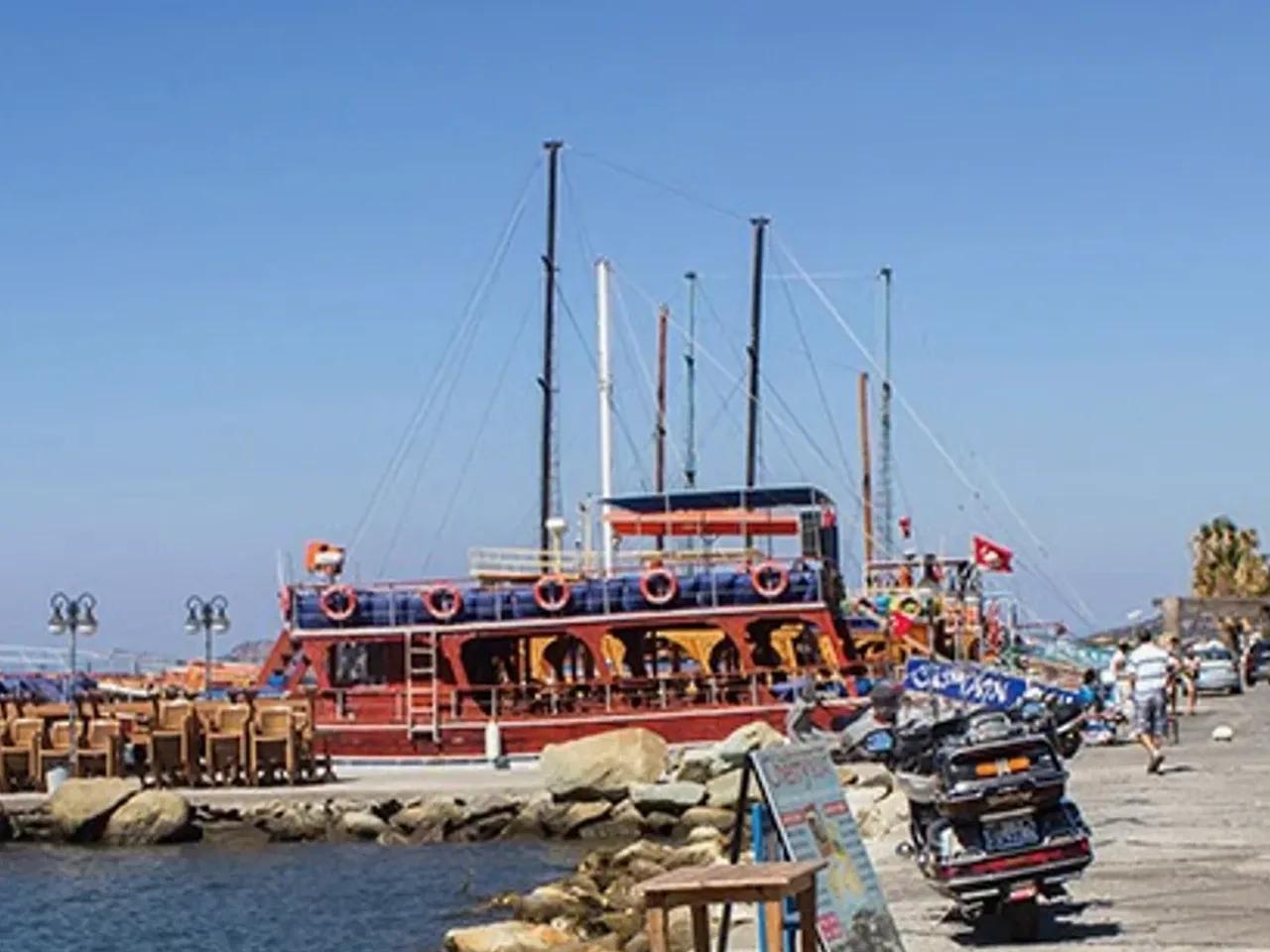 Turgutreis Gunbatimi Public Beach - 2