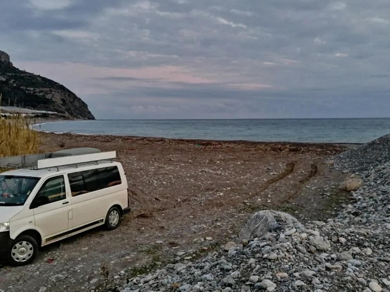 Gece Karavan Parkı - 1
