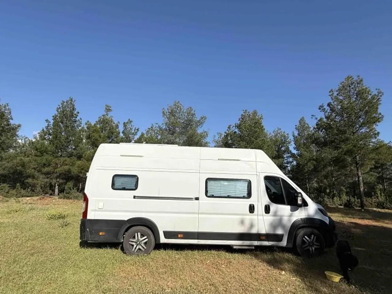 Gece Karavan Parkı - 1