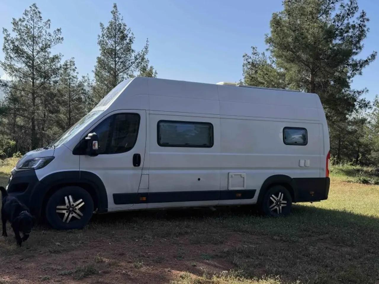 Gece Karavan Parkı - 3