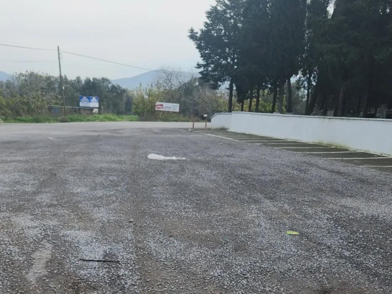 Tuzla Caddesi, Burhaniye - 1