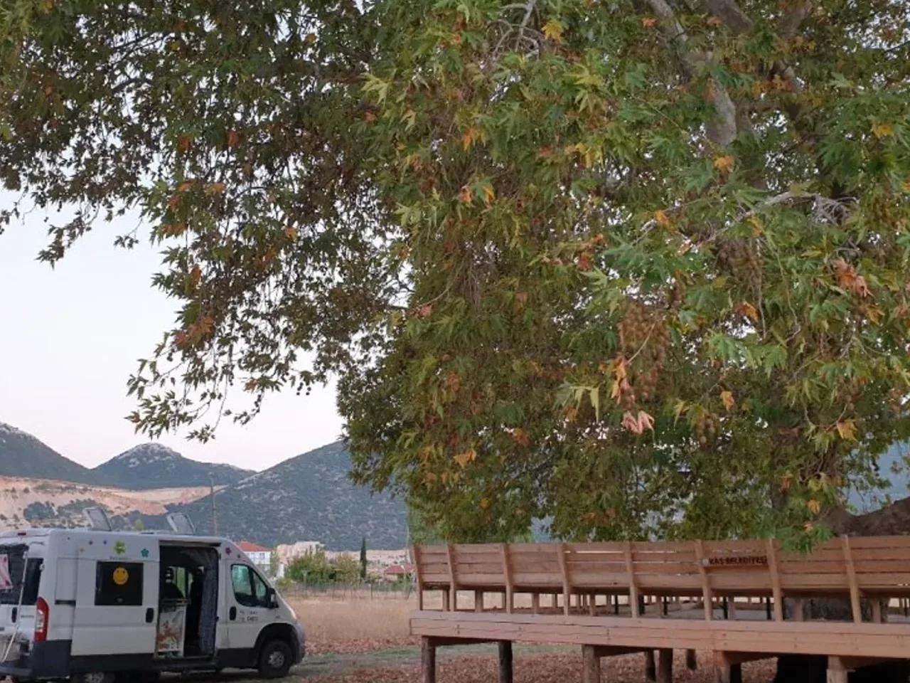 Gece Karavan Parkı - 2