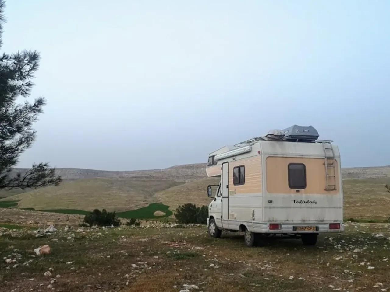 Gece Karavan Parkı - 2
