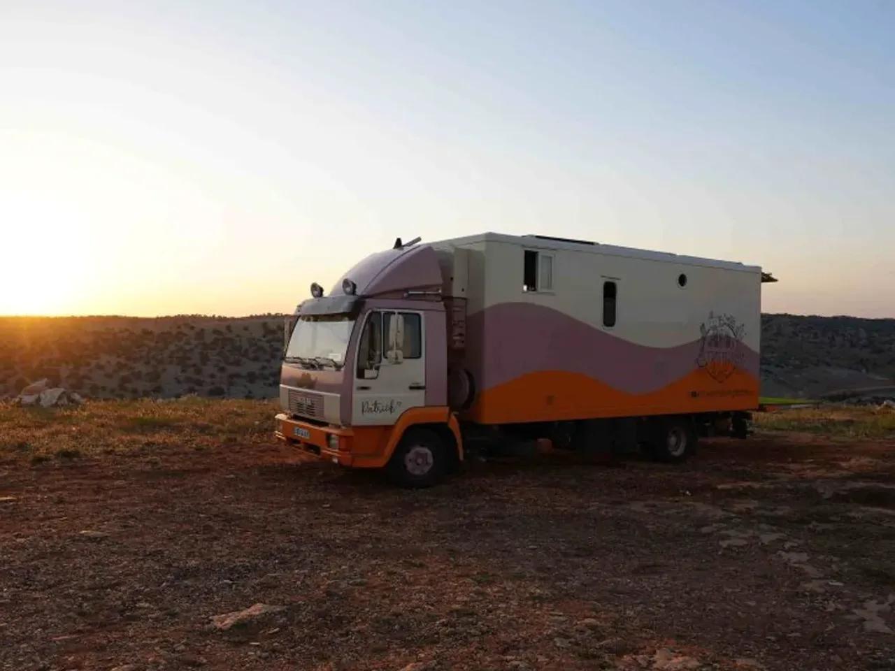 Gece Karavan Parkı - 2