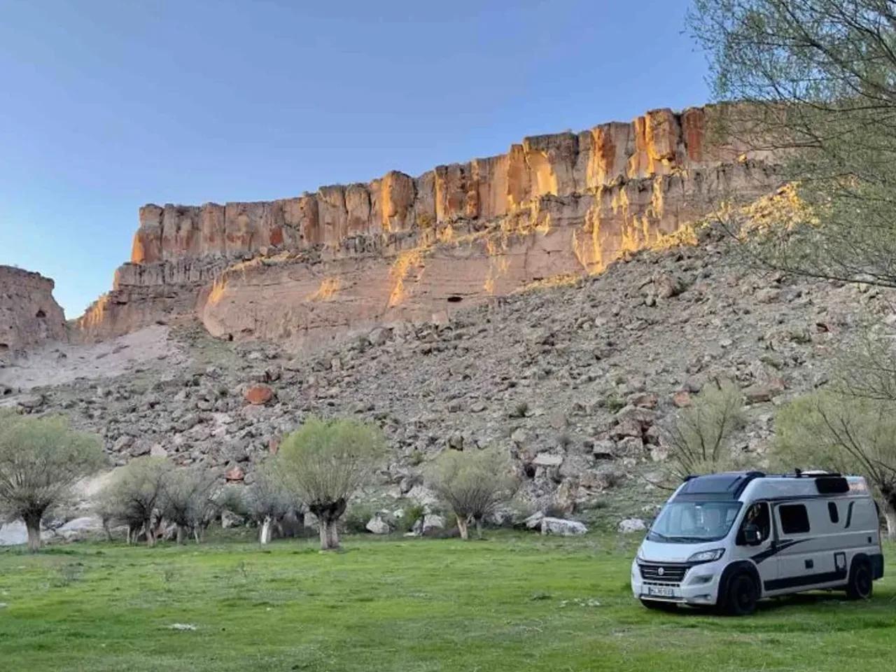 Gece Karavan Parkı - 2