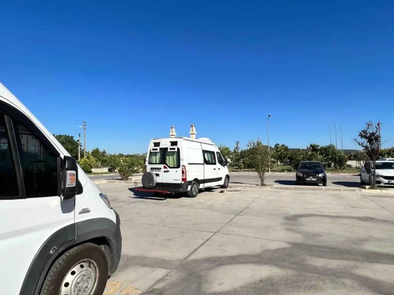 Urla,Özbek Yolu Cd - 3
