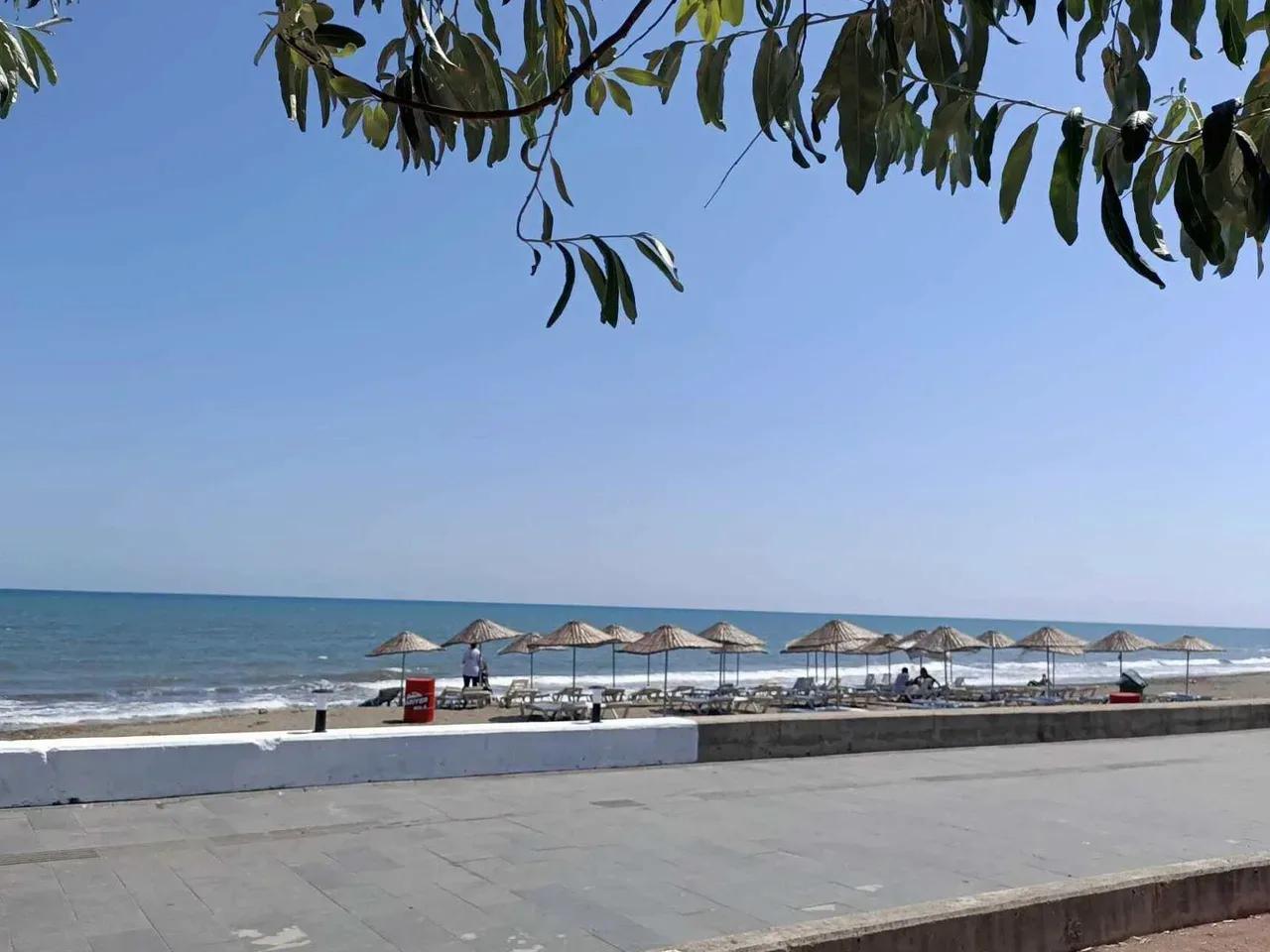Yakamoz Plajı