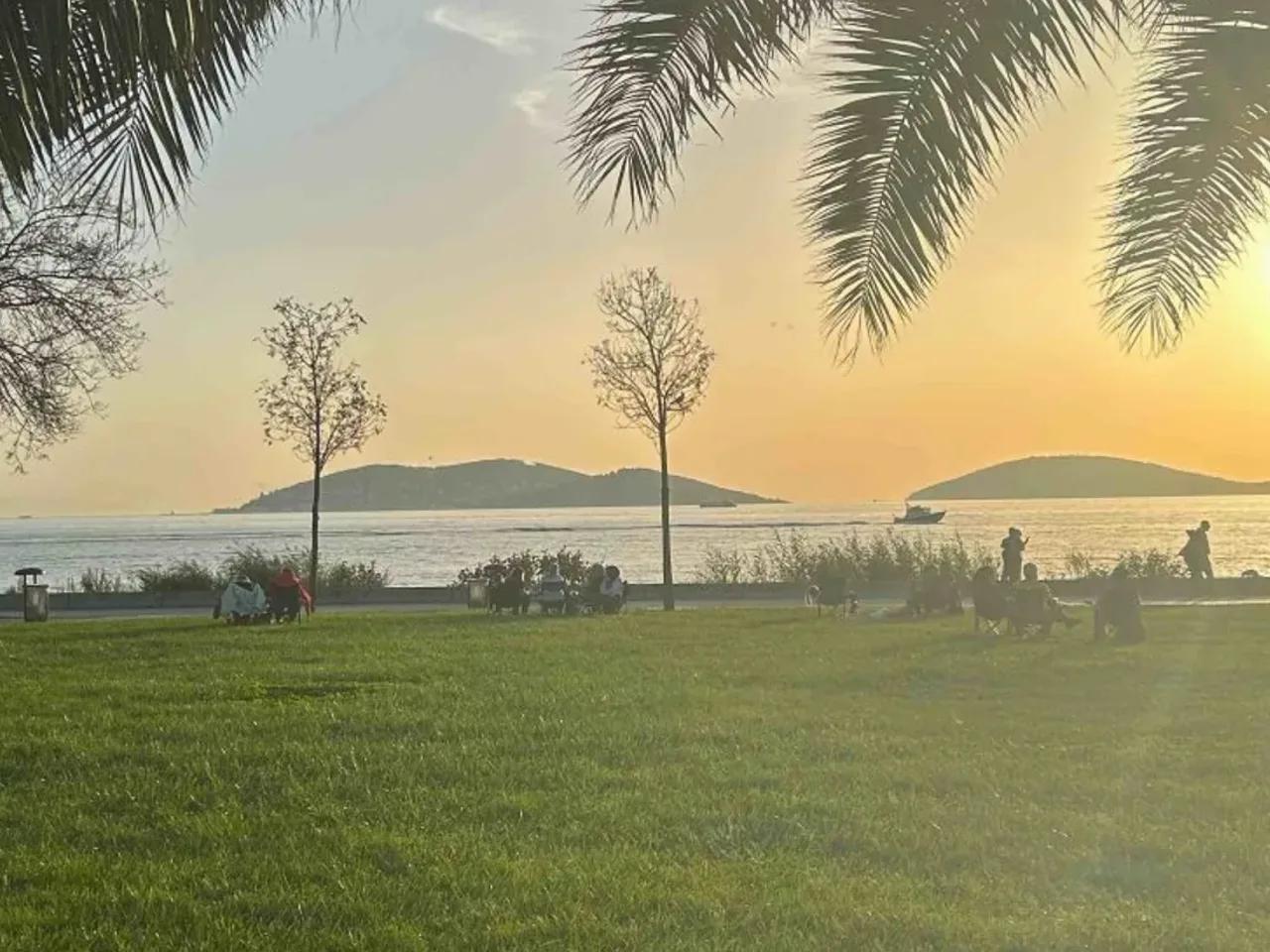 Yalı, - 1