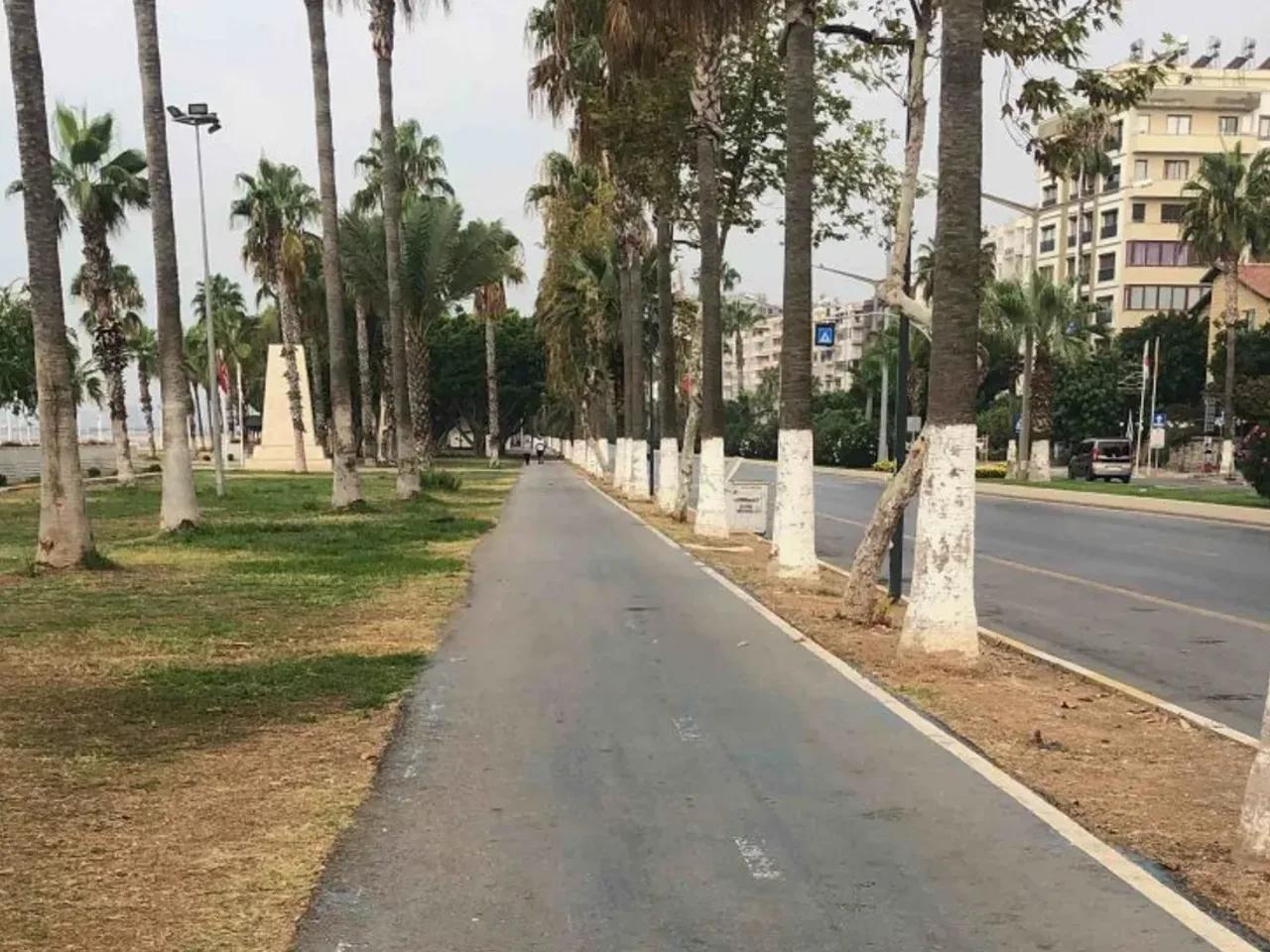 Yenişehir,50 Adnan Menderes Bulvarı - 2