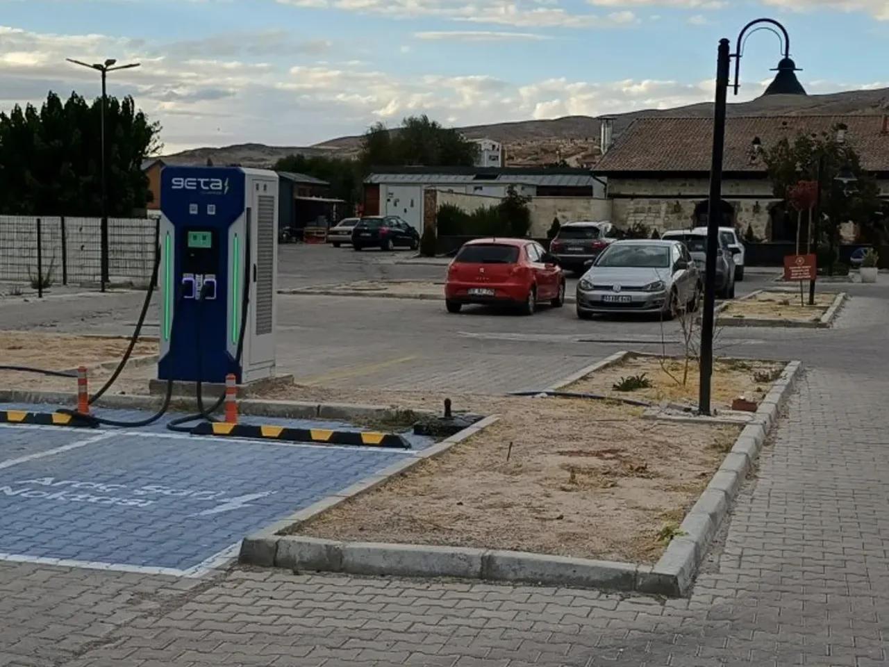 Zelve Caddesi, Bahçelievler Mahallesi - 1