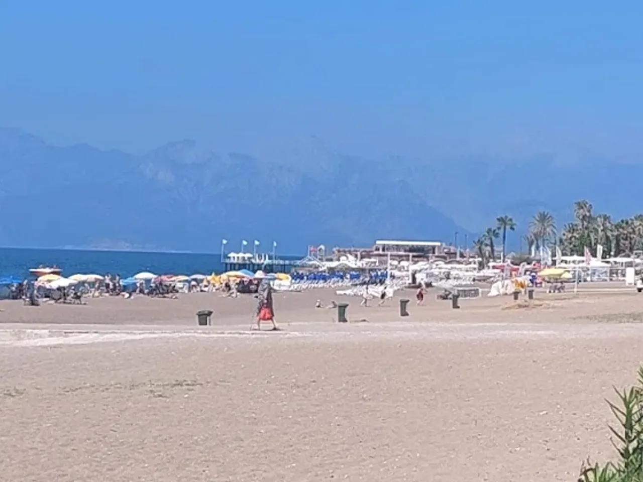 Lara Public Beach - Lazlo Beach - 3