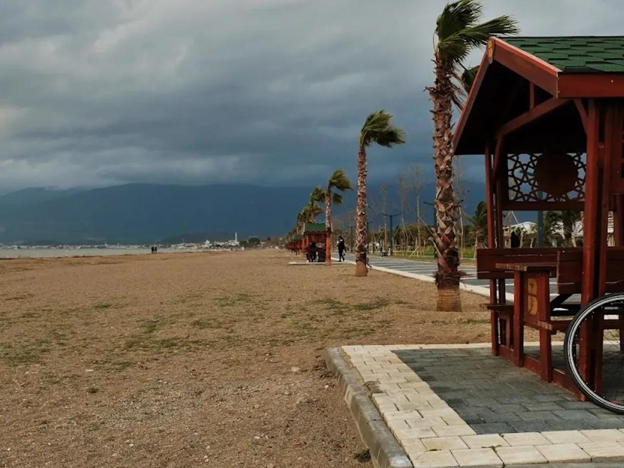 Melek Hanım Sitesi Plajı - 4