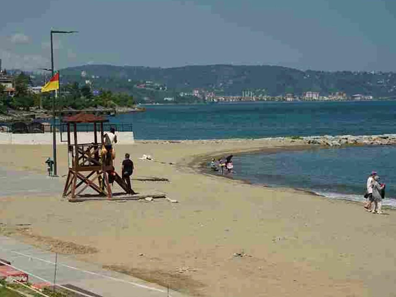 Çamlıca ve Orta Mahalle Ortak Sahili - 2
