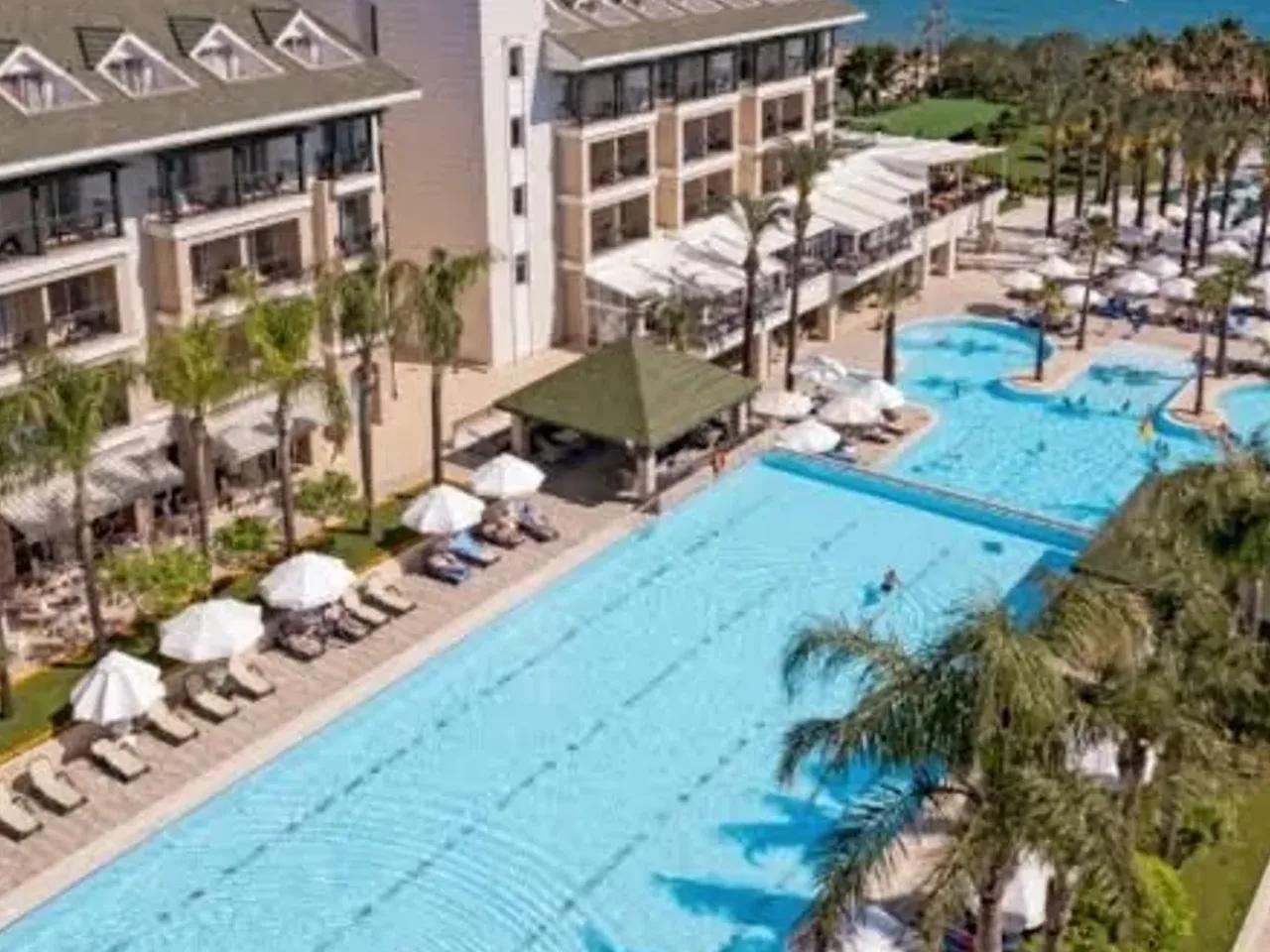 Dobedan Beach Resort, Hotel Turan Prince Residence